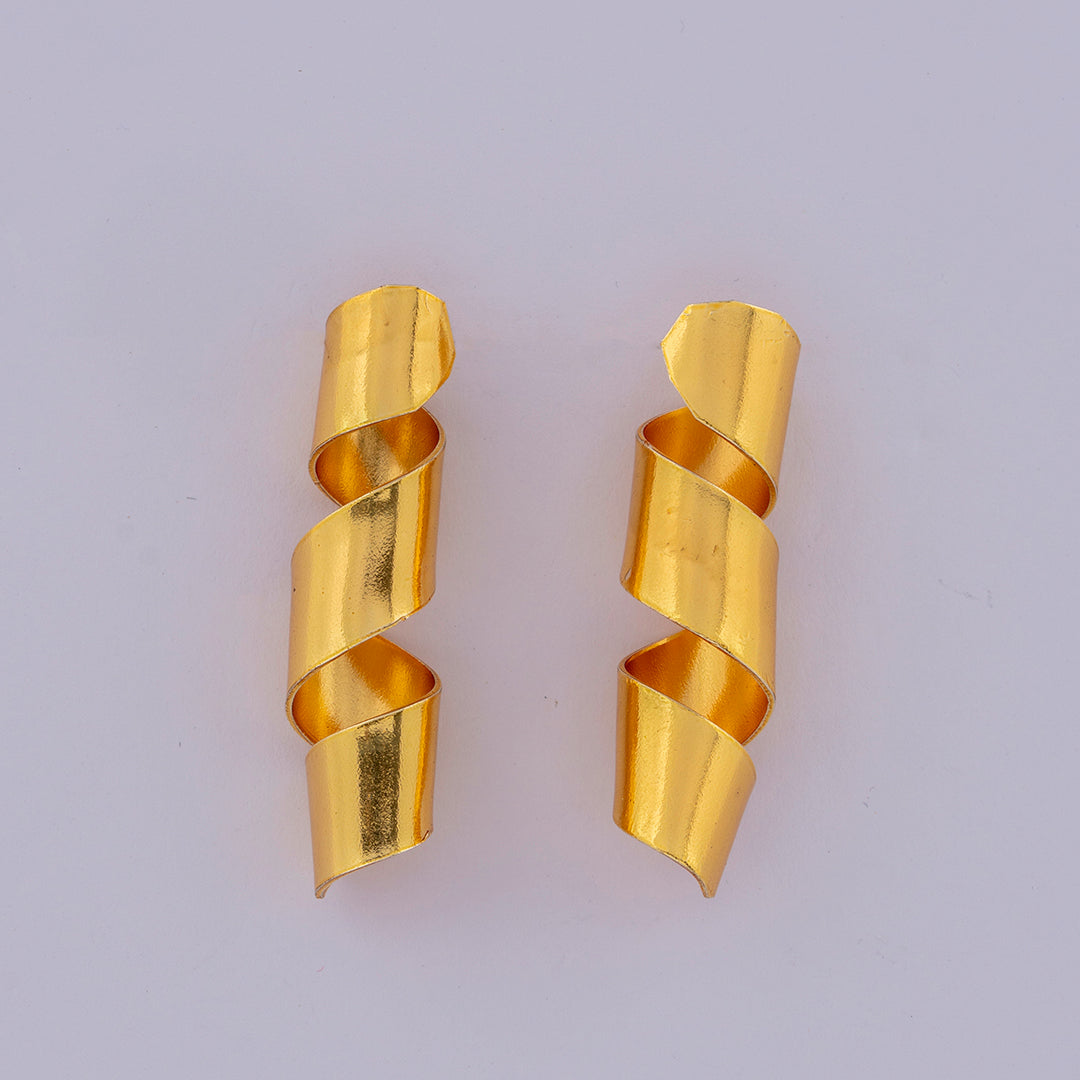 Golden Twister Earring