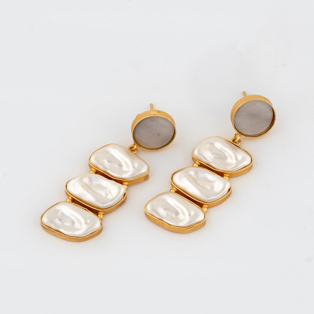 White Pearl stone Earring