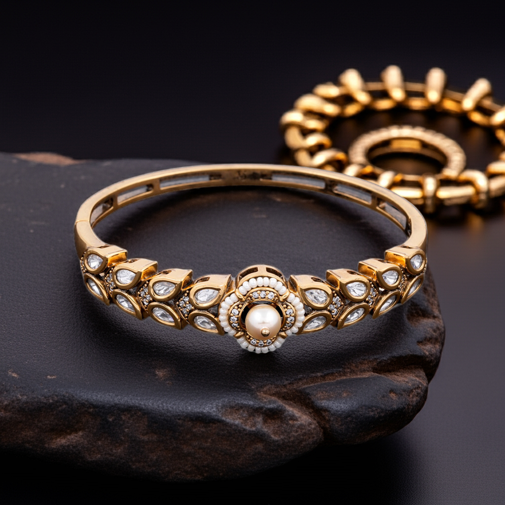 Pearl & Polki Pan shape Bracelet