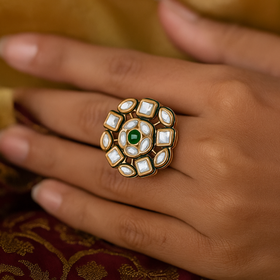 Round Emerald with Polki dia ring