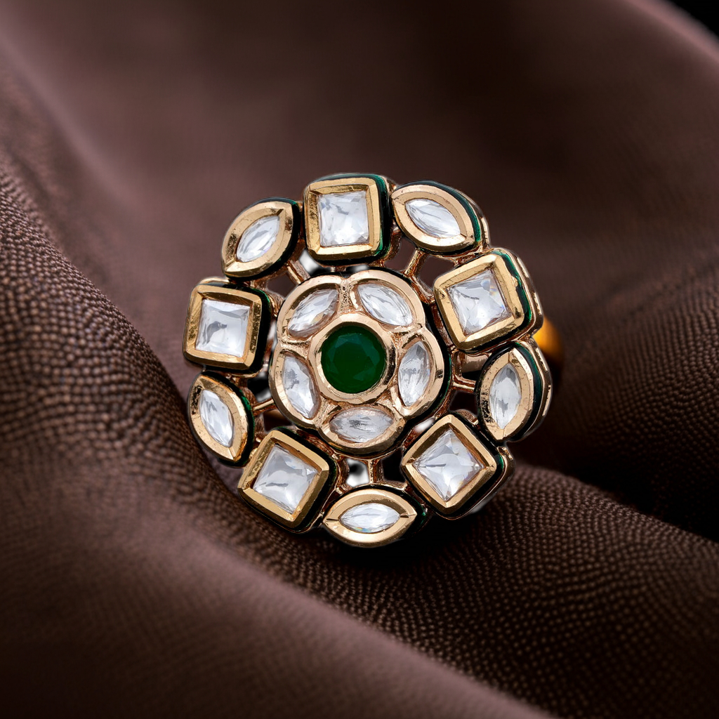 Round Emerald with Polki dia ring