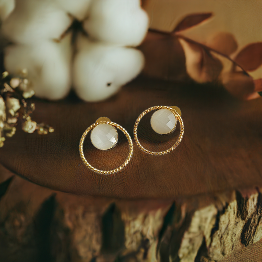 White Gold Stud