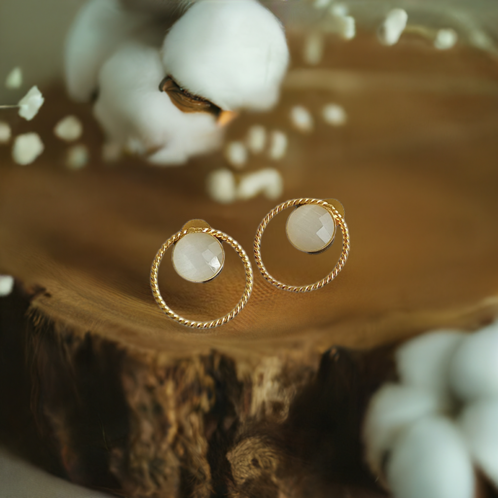 White Gold Stud