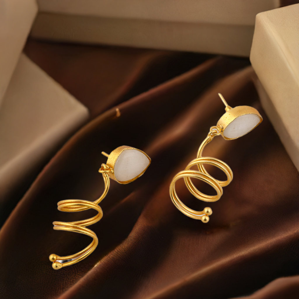Ivory Twister Earring
