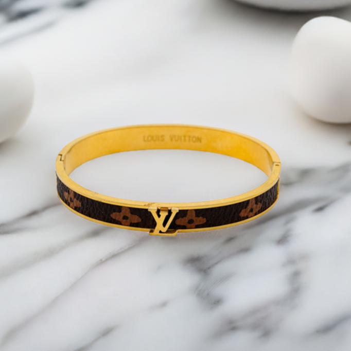 Touch of Elegance - Bracelet