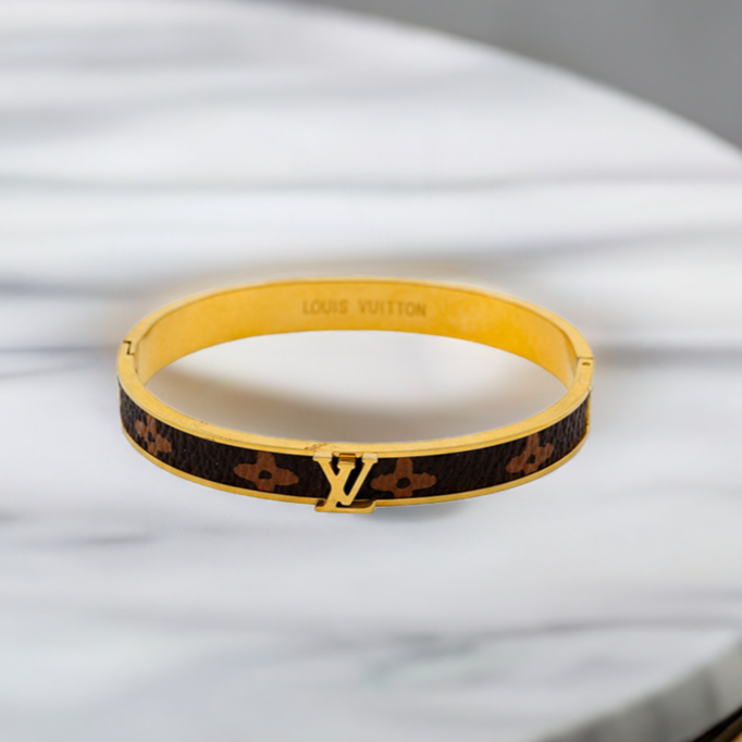 Touch of Elegance - Bracelet
