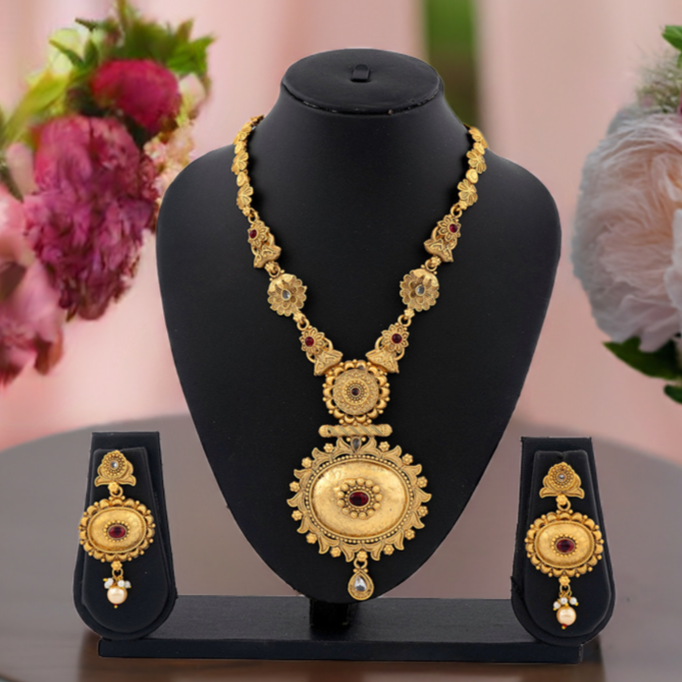 Crafted traditional Necklace