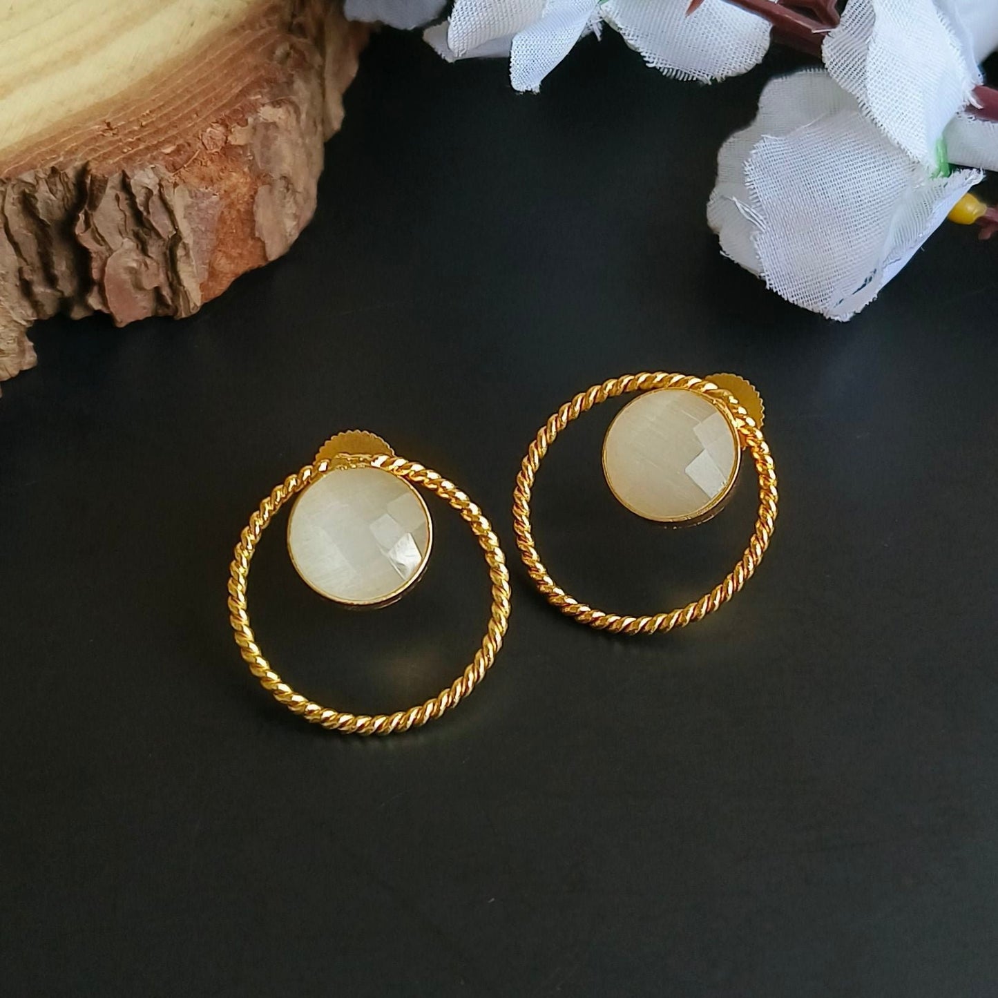 White Gold Stud
