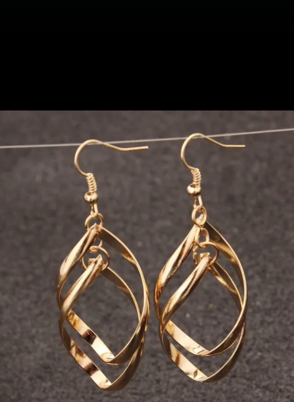 Golden Twister Hoops
