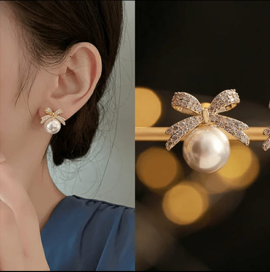 Bow Pearl Stud Earring
