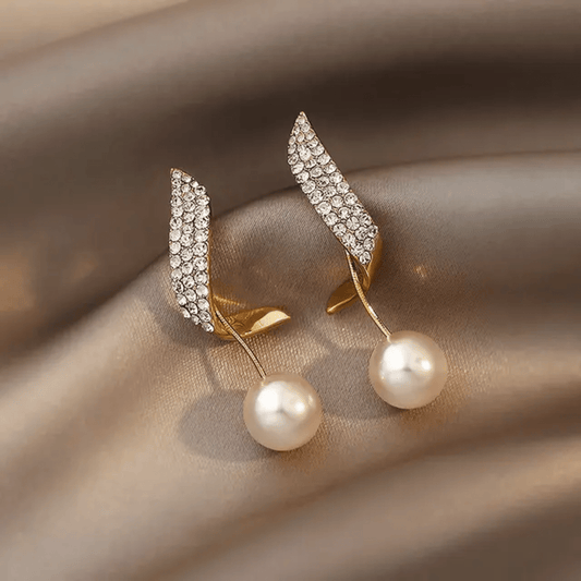 Diamond Pearl Dangler Earring