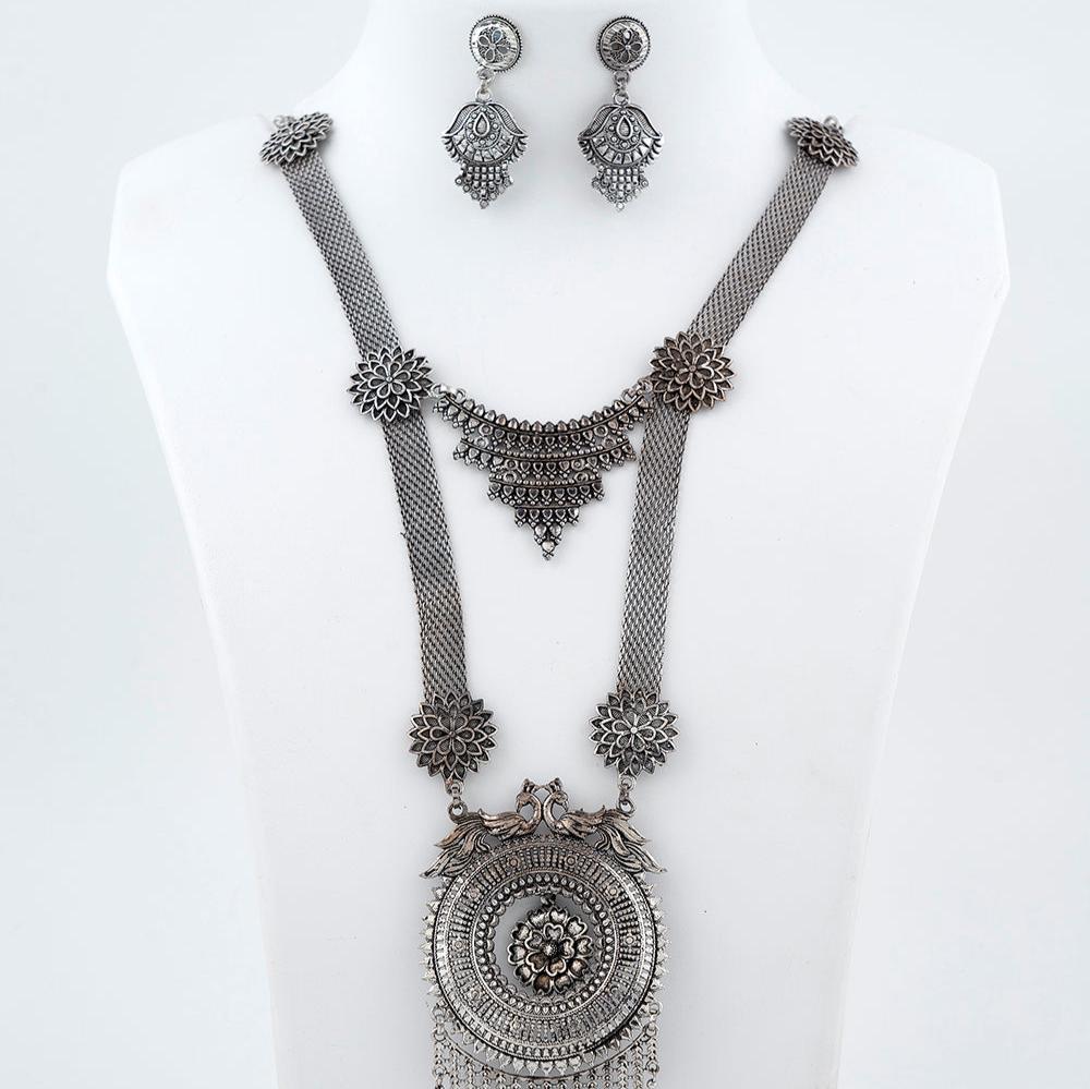 Classic Oxidized Necklace