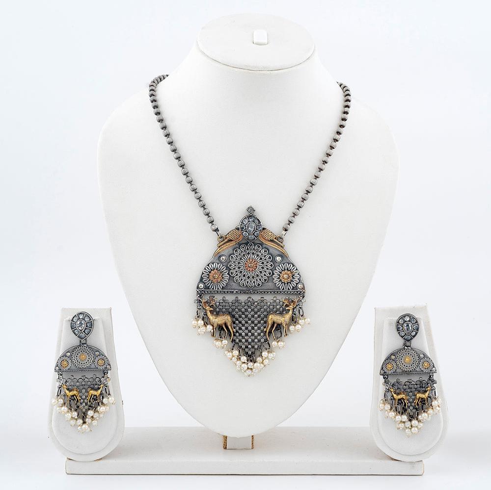 Mystical Beauty Necklace