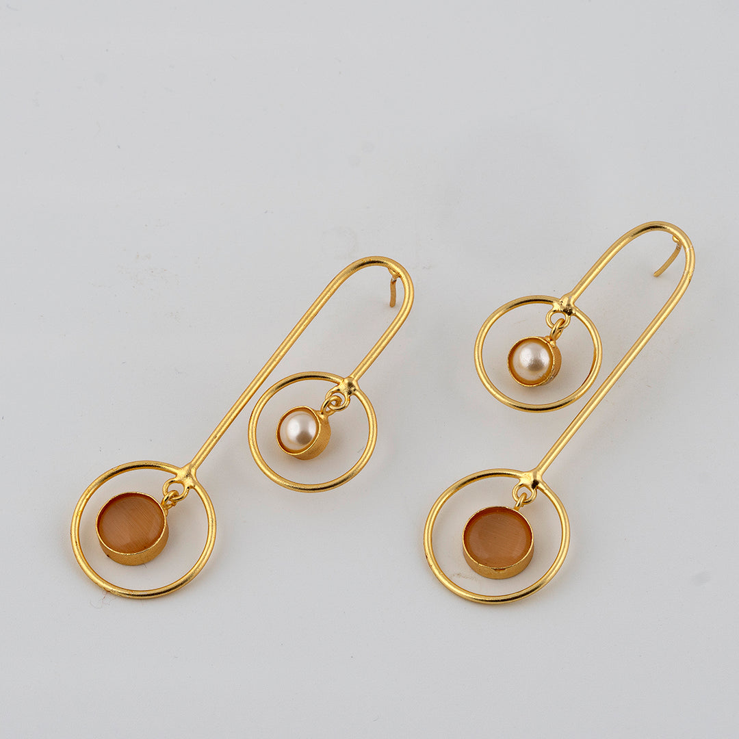 Pearl Pink Circle Earring