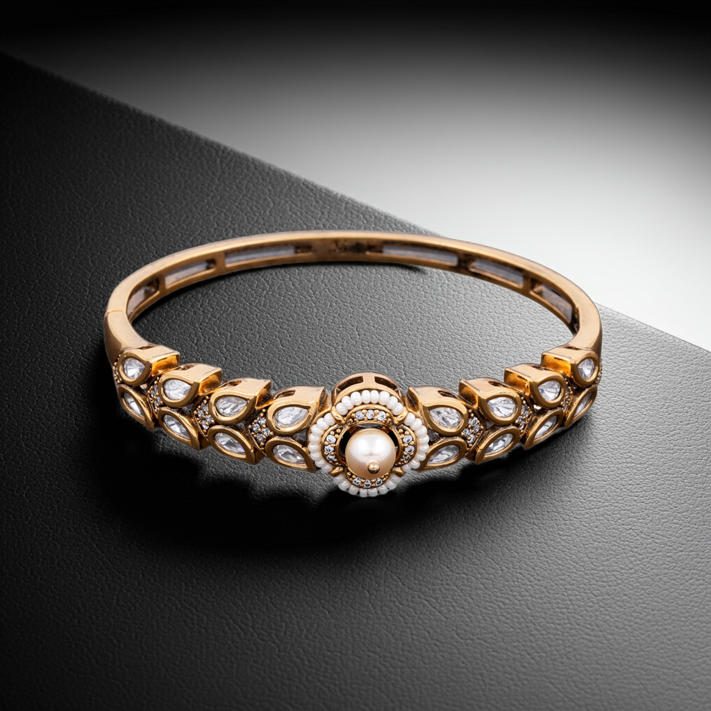 Pearl & Polki Pan shape Bracelet