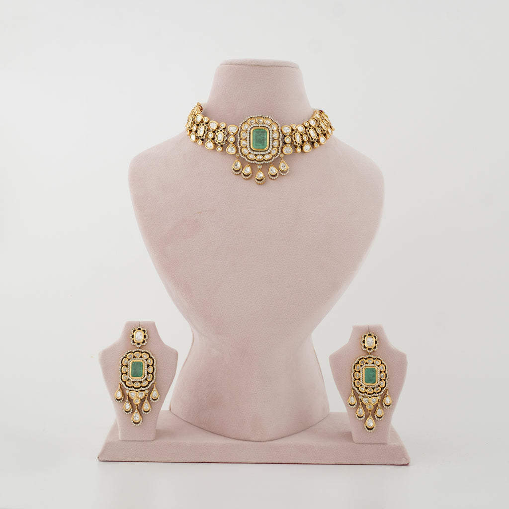Mint-green imitation choker set with rectangular centrepiece and teardrop drops