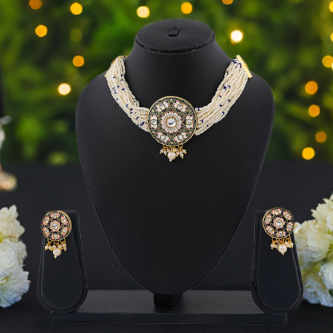 Elegant Choker Necklace