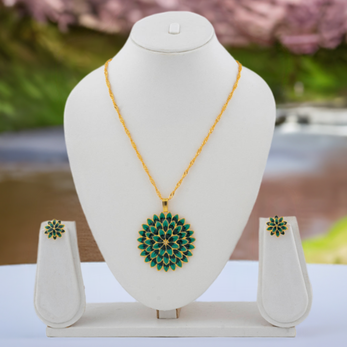 Meenakari Green Necklace