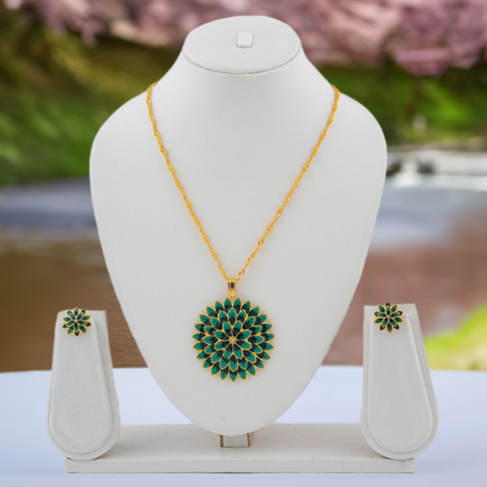 Meenakari Green Necklace