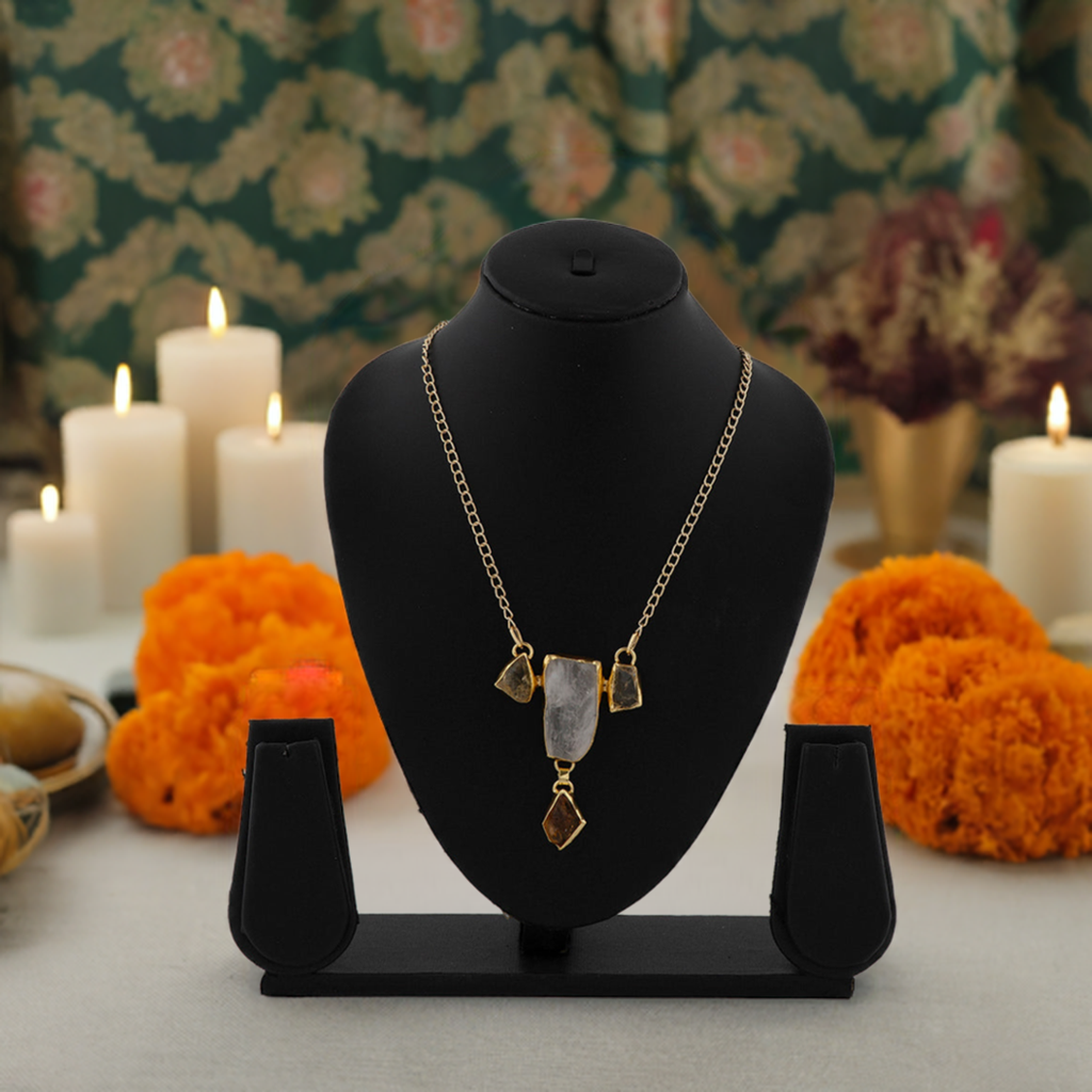 Pestel Y shape Pendant
