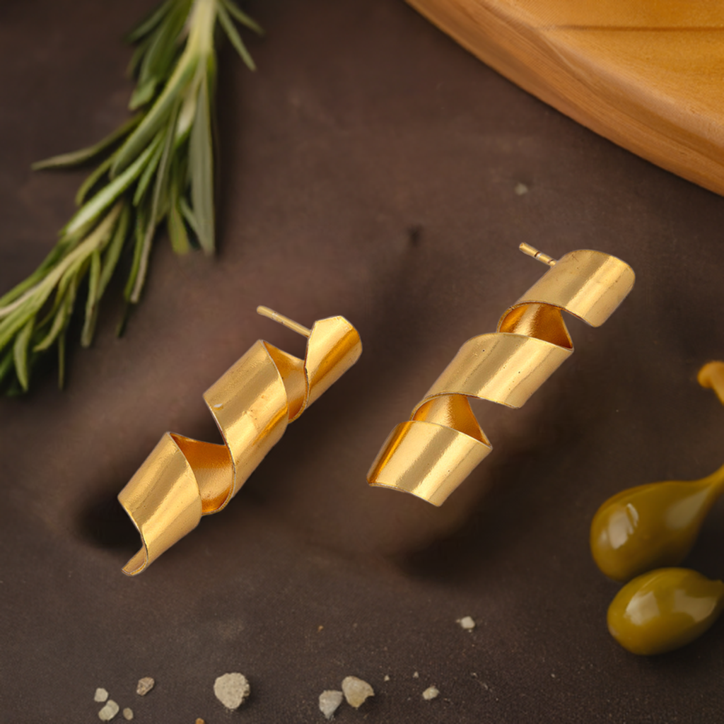 Golden Twister Earring