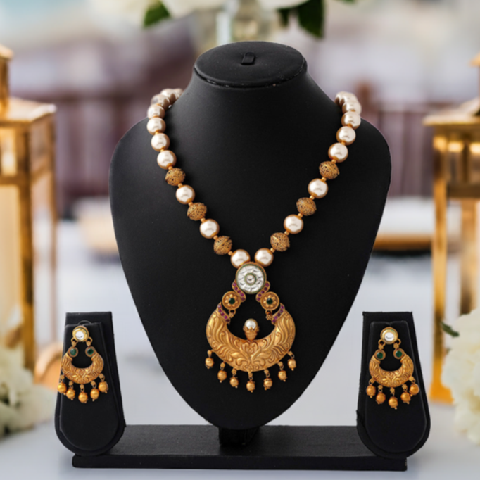 Charming Necklace