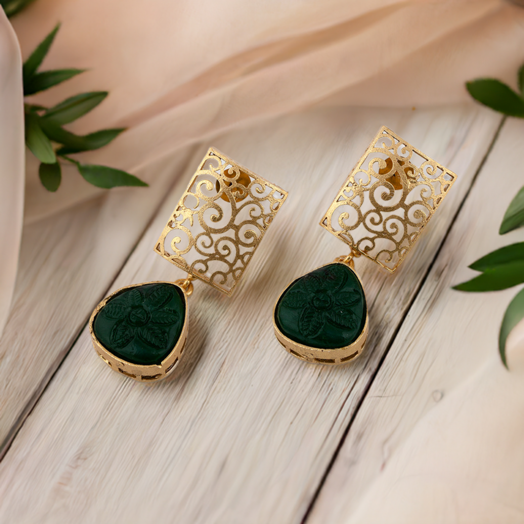 Emerald Golden Dangler Earrings