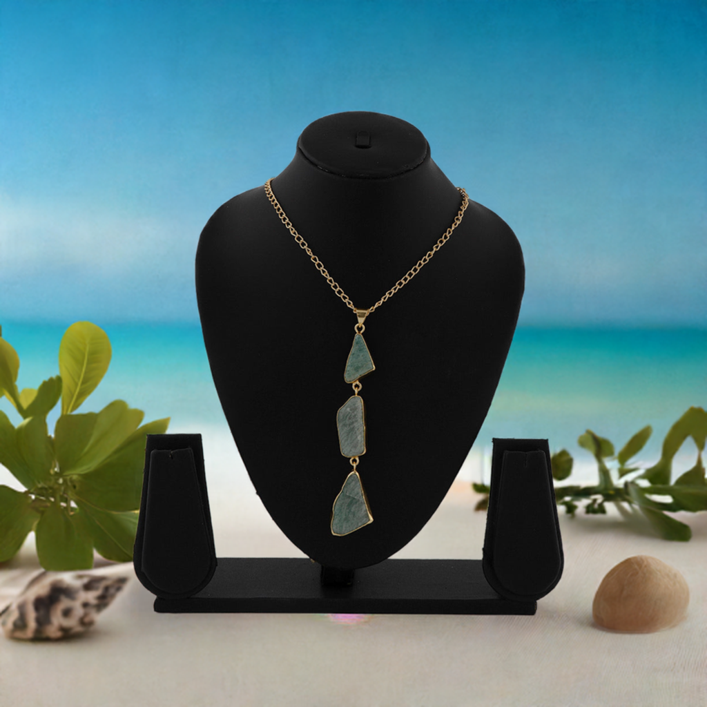 Green Orent Pendent