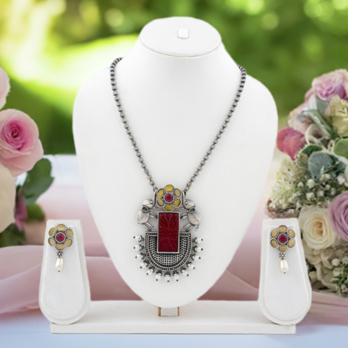 Mystical Beauty Necklace
