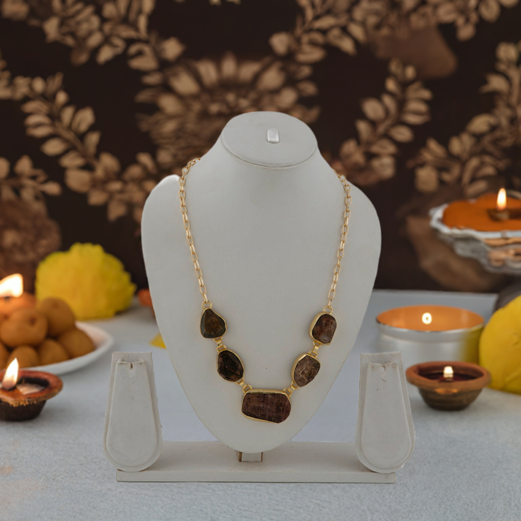 Shady Brown Pendent