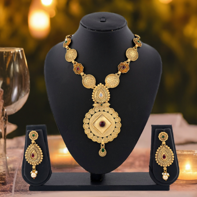 Elegant Traditional Necklace