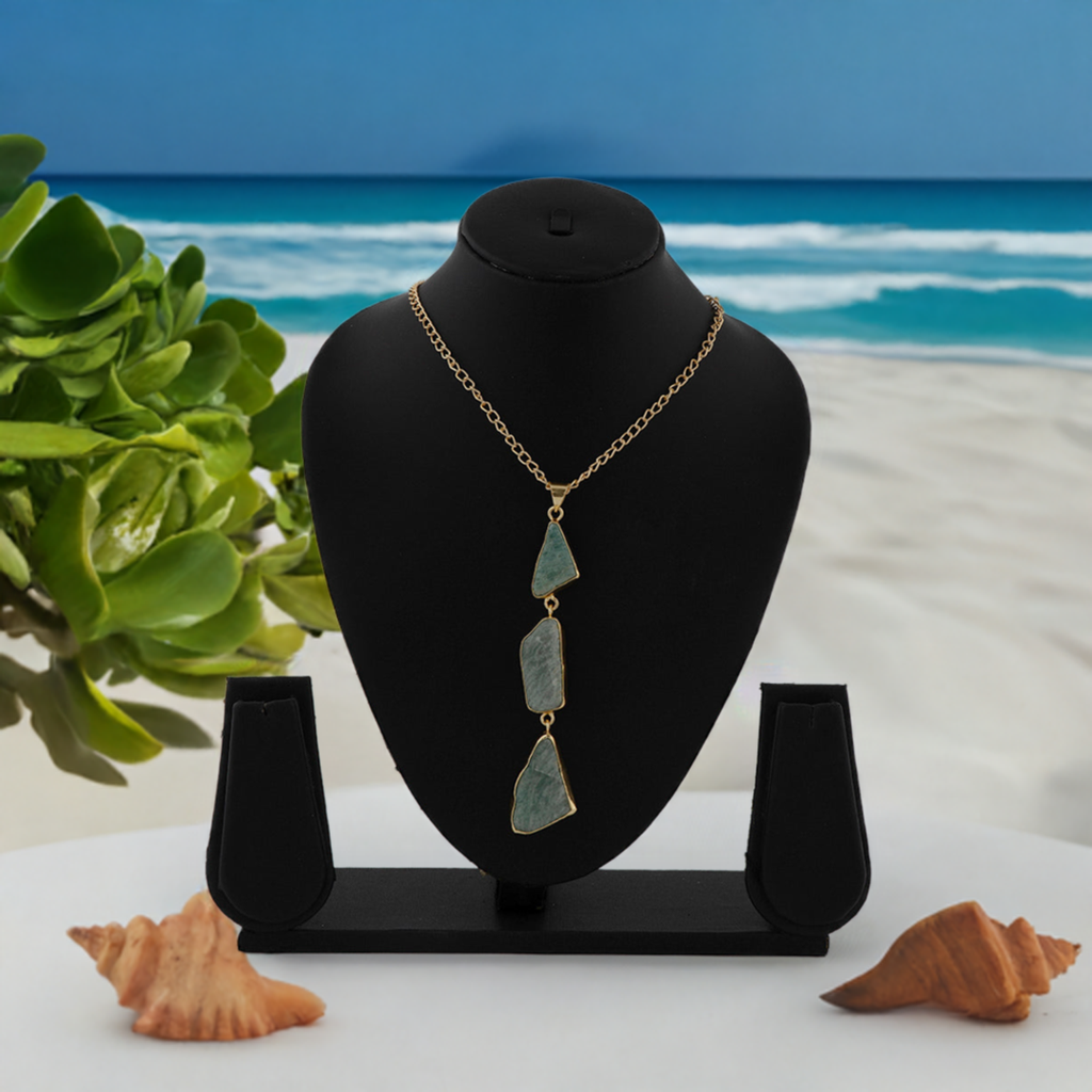 Green Orent Pendent