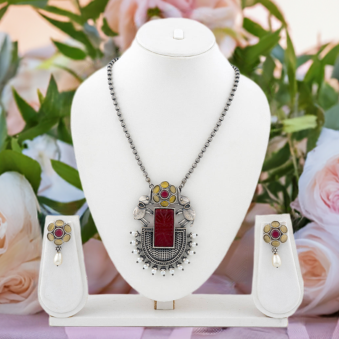Mystical Beauty Necklace