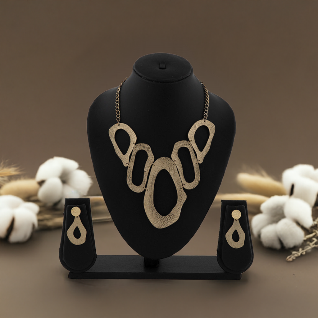 Golden Oval Necklace