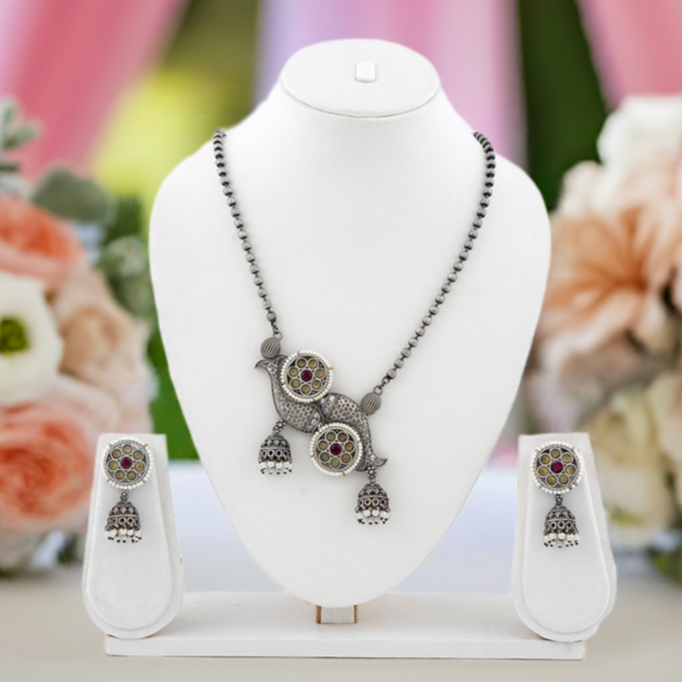 Elegant Simplicity Nacklace