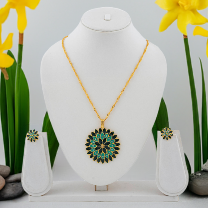 Meenakari Green & Black Necklace